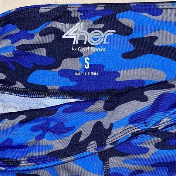 G-lll 4Her By Carl Banks Patriots Camo Leggings - Picture 6 of 10